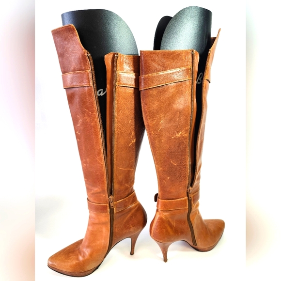 Knee-High Leather Boots Size 7 - Picture 7 of 8